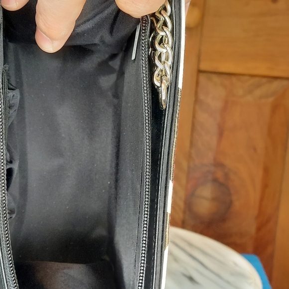 Miche Giraffe Print Clutch with Red Accents - Picture 8 of 11